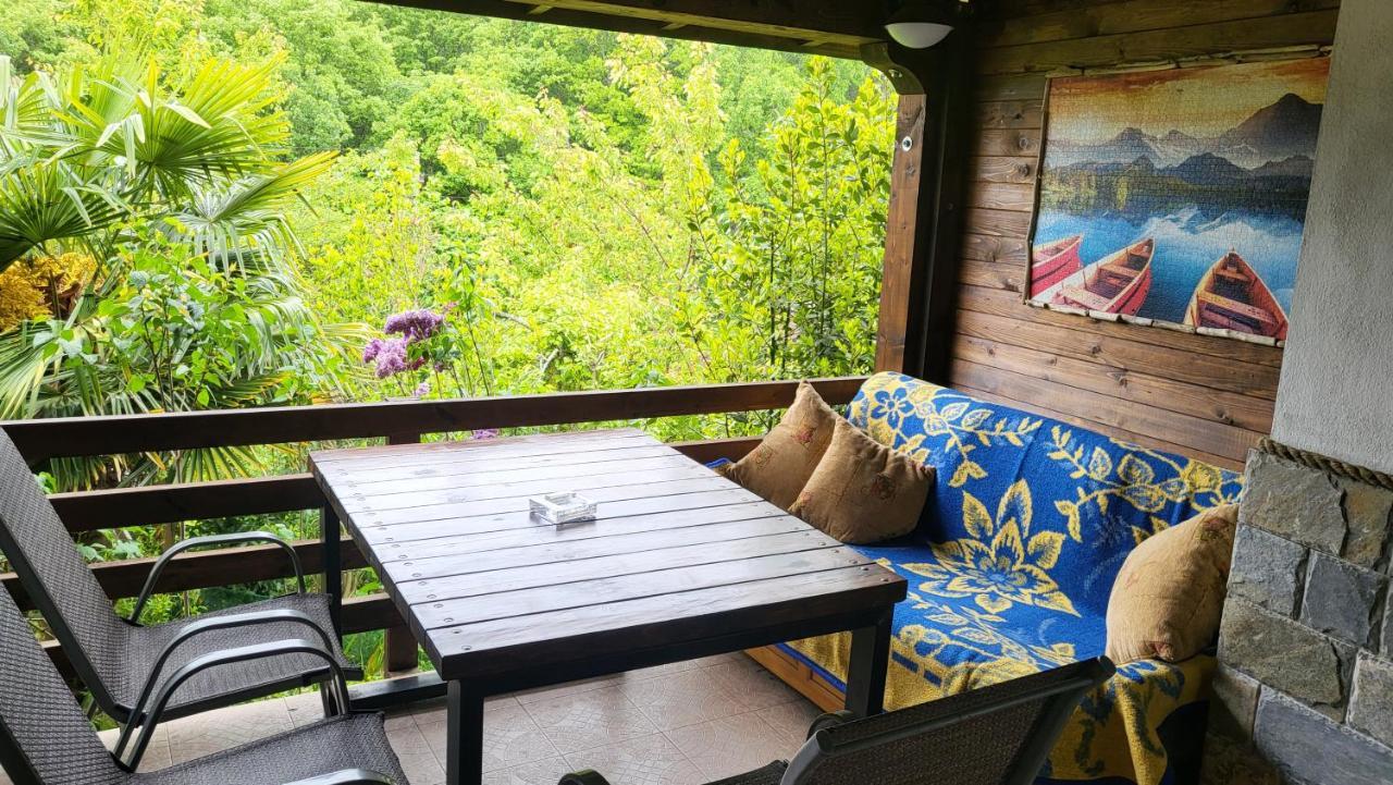 Guest House Fanny Sinemoretz Bagian luar foto