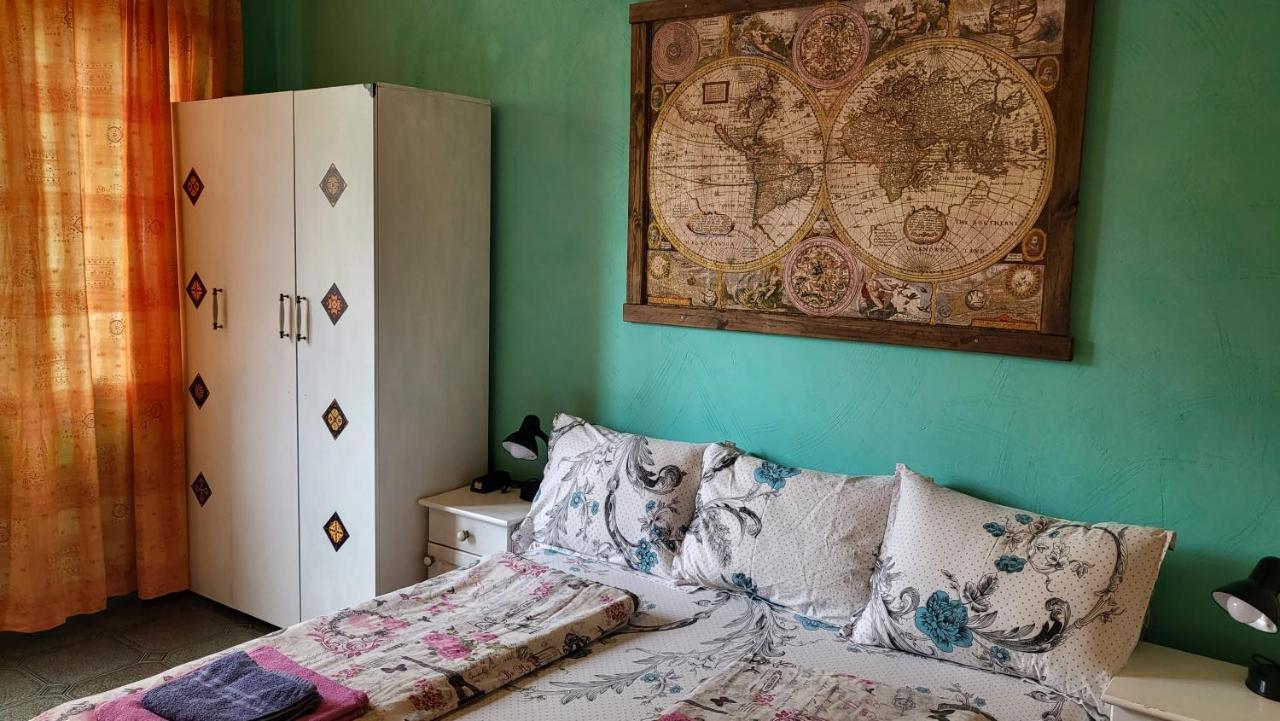 Guest House Fanny Sinemoretz Bagian luar foto