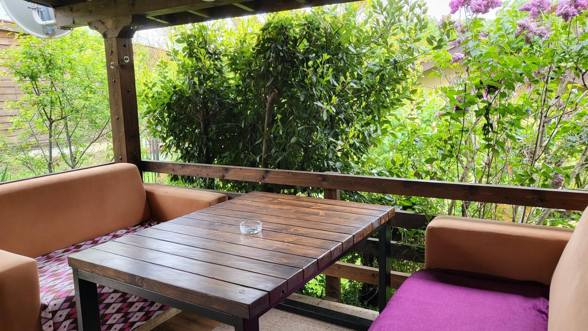 Guest House Fanny Sinemoretz Ruang foto
